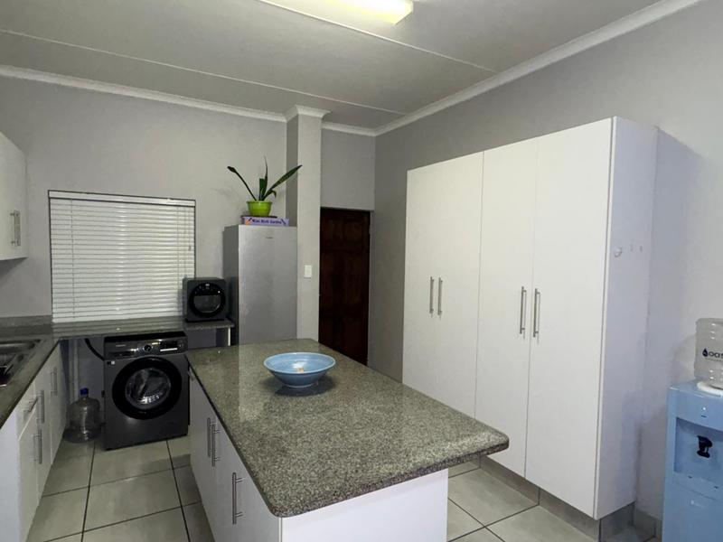 2 Bedroom Property for Sale in Island View Western Cape